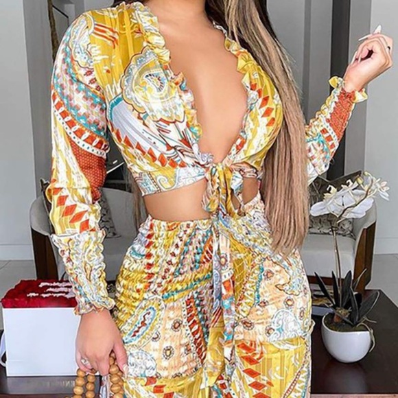 🌻Sexy Wide Leg Pant Set🌻 - Picture 2 of 4